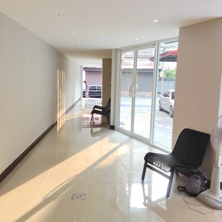 เดอะ มิกซ์ บางกอก - พร้อมพงษ์ Hotel กรุงเทพมหานคร ภายนอก รูปภาพ