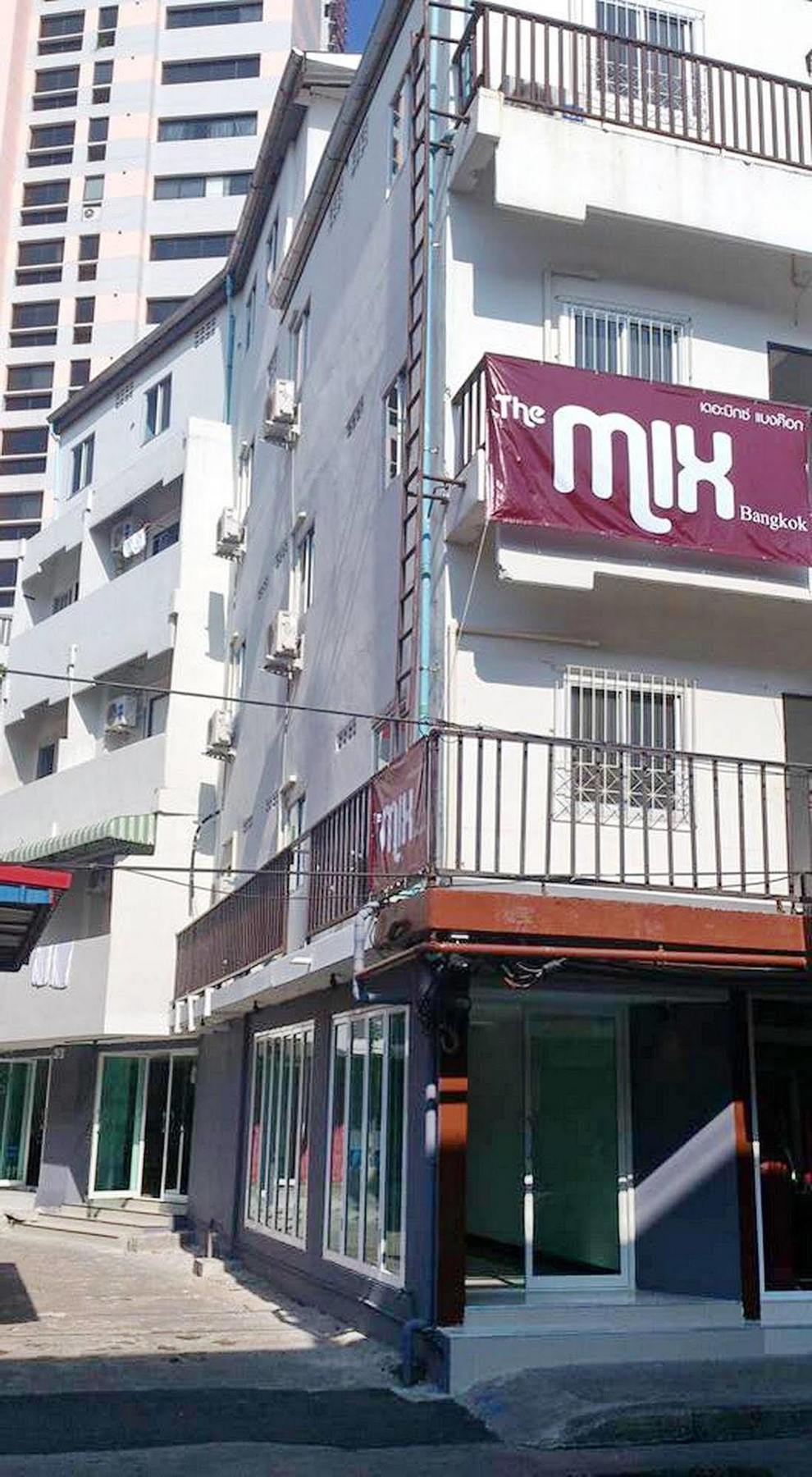 เดอะ มิกซ์ บางกอก - พร้อมพงษ์ Hotel กรุงเทพมหานคร ภายนอก รูปภาพ